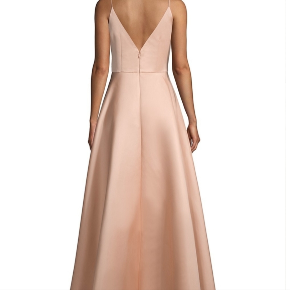 Beta v neck pleated gown - Picture 2 of 6